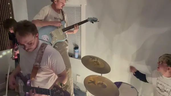 DogPaw up close at a north Provo house show